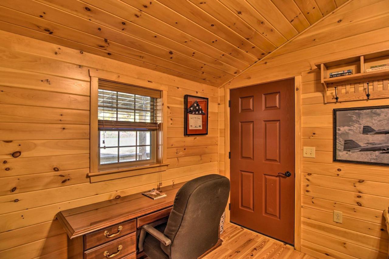 Cozy Anchors Away Cabin Hideaway With Fire Pit! Parsons Exterior photo