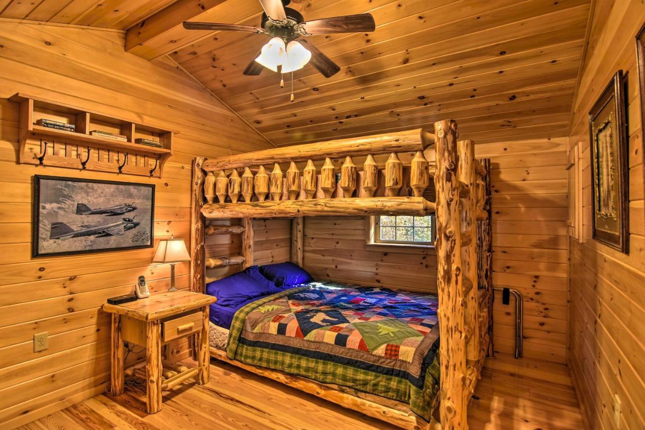 Cozy Anchors Away Cabin Hideaway With Fire Pit! Parsons Exterior photo