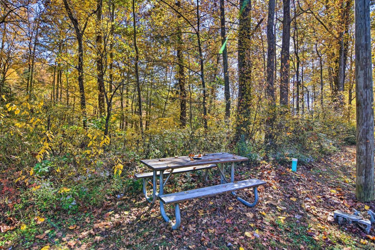 Cozy Anchors Away Cabin Hideaway With Fire Pit! Parsons Exterior photo